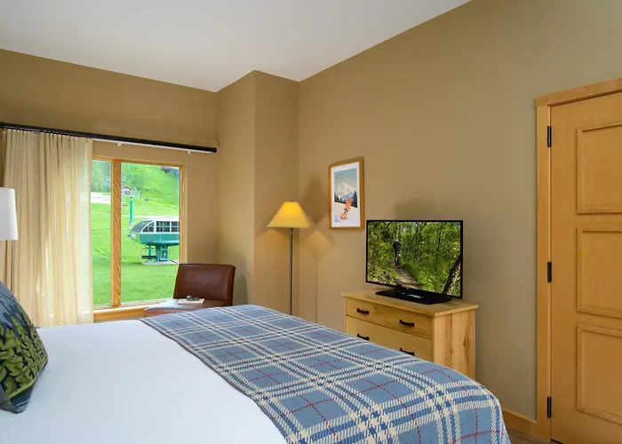 Burke Mountain Hotel